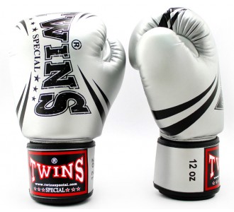 Боксерские перчатки Twins Special с рисунком (FBGVS3-TW6 silver)